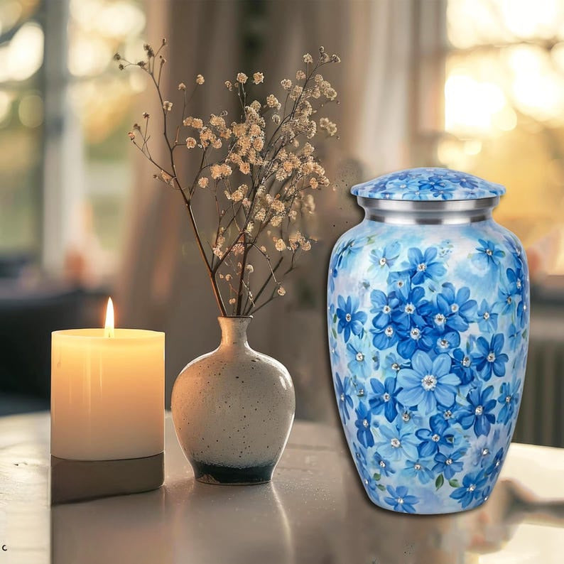Urn 'Blue Flowers'