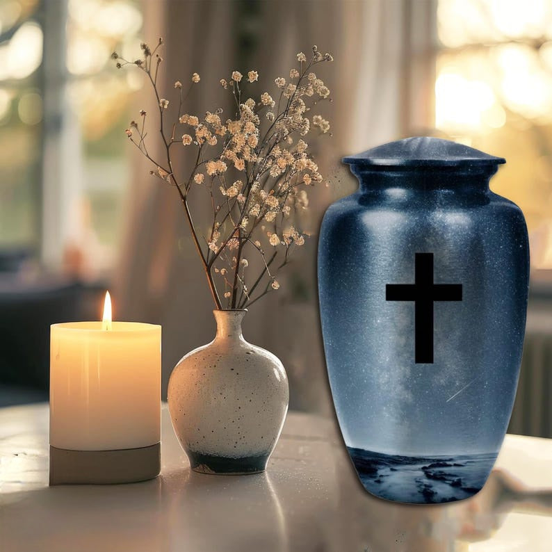 Urn 'Grey Cross'