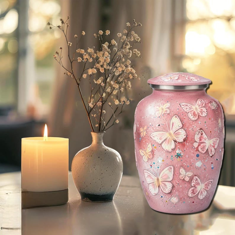 Urn 'Pink Butterfly'