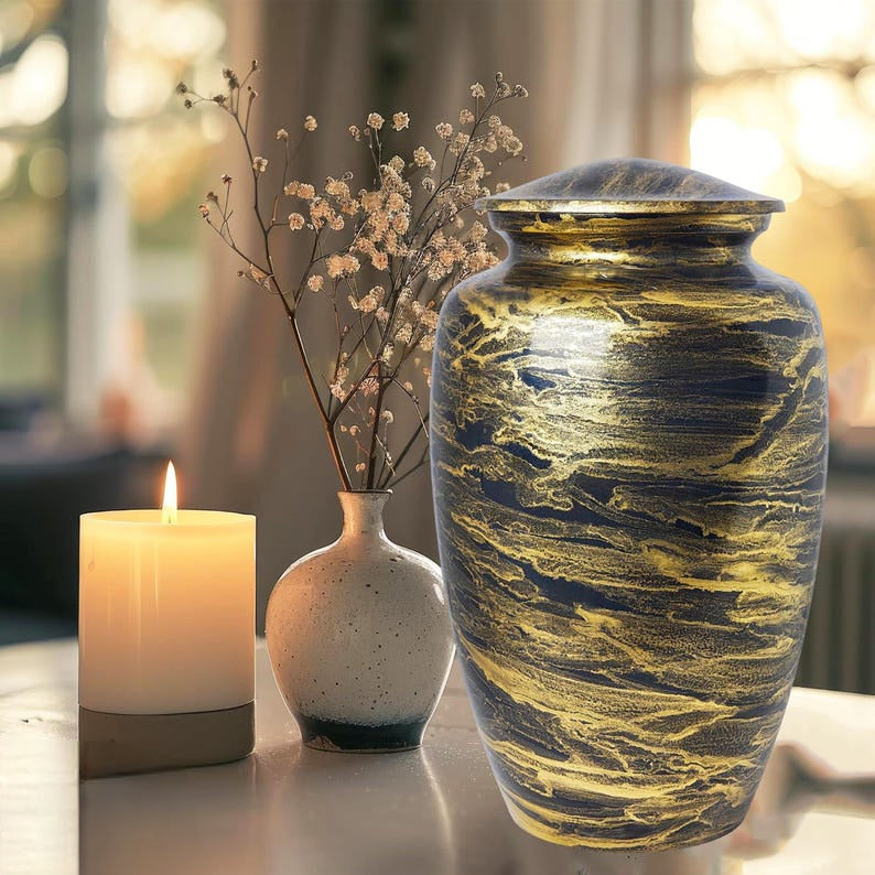 Urn 'Golden touch'