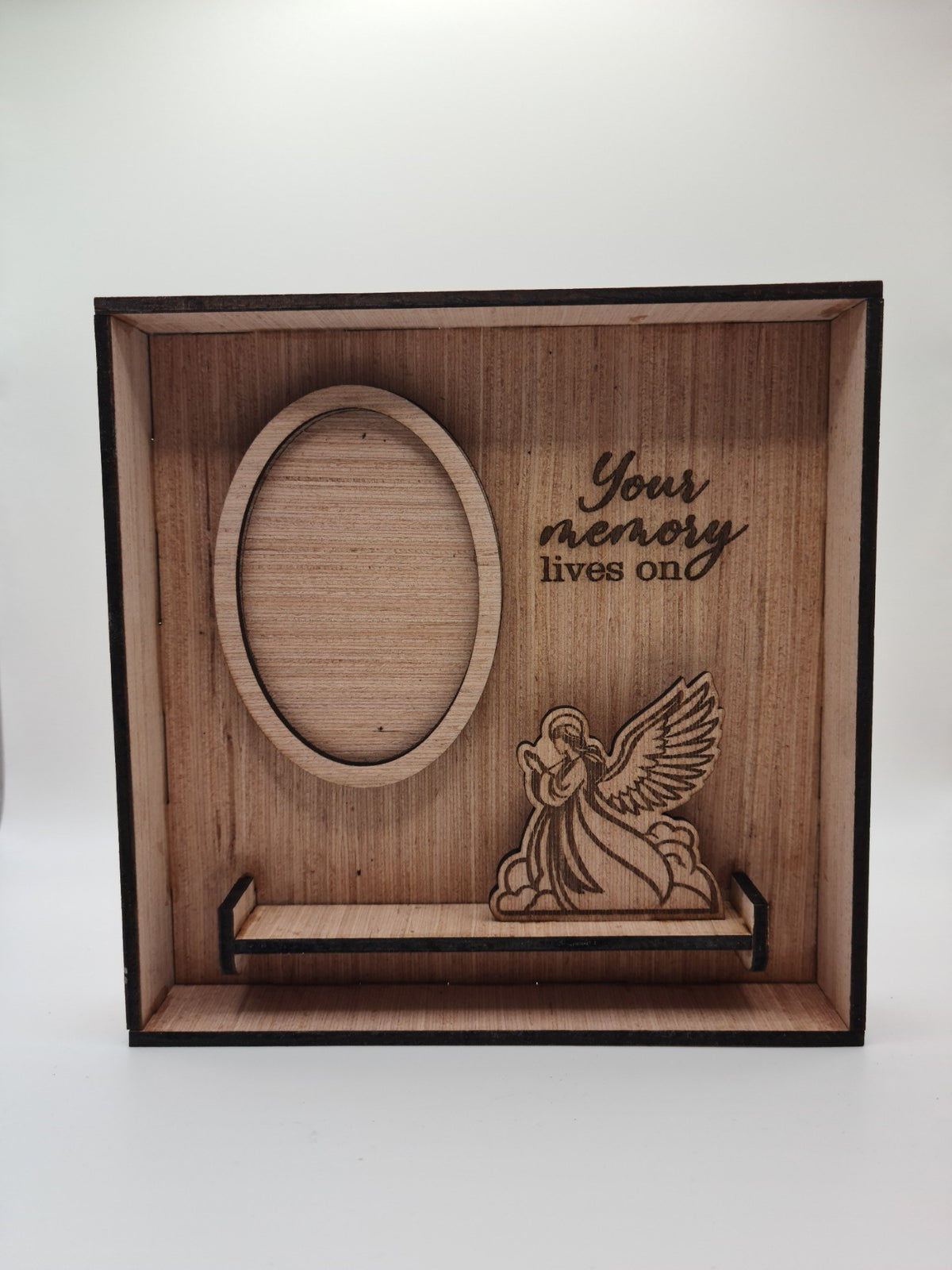 Herdenkingsvitrine - Engel van Herinnering