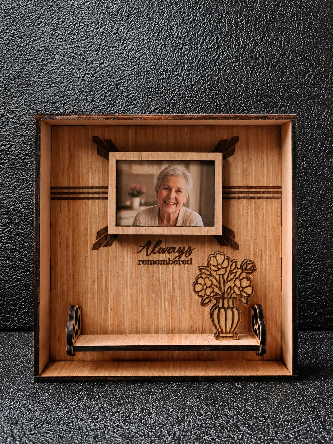 Herinneringsvitrine - Always Remember